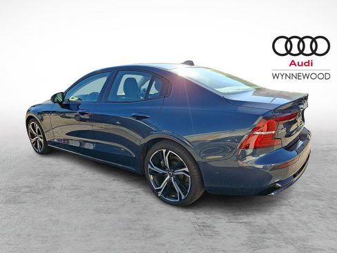 Used 2024 Volvo S60 B5 Plus AWD/4WD image 4