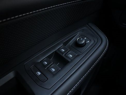 New 2026 Volkswagen Atlas SE image 21