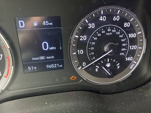 Used 2021 Hyundai Venue SE w/ Cargo Package FWD image 7