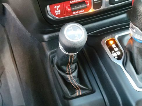 Used 2021 Jeep Gladiator Mojave image 26