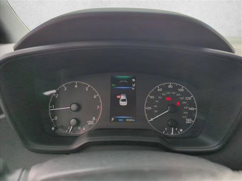 Used 2024 Toyota Corolla SE image 10