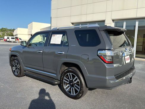 Certified 2024 Toyota 4Runner Limited AWD/4WD image 4