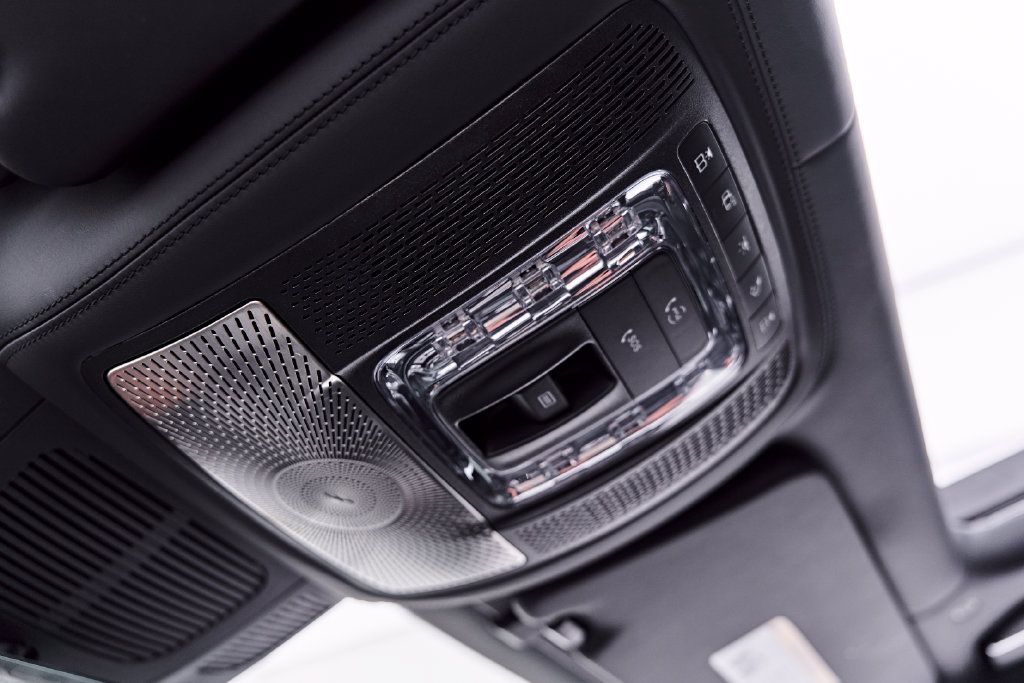 Used 2024 Mercedes-Benz Maybach GLS 600 4MATIC image 90