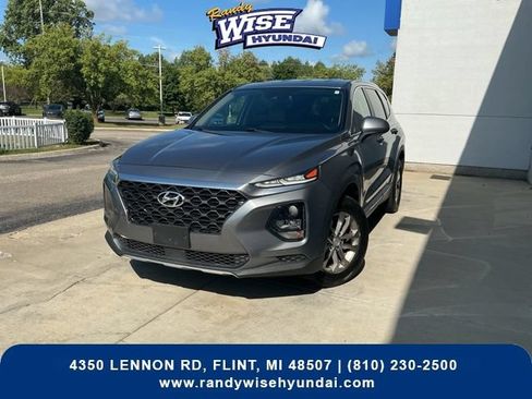 Used 2020 Hyundai Santa Fe SE AWD/4WD image 4