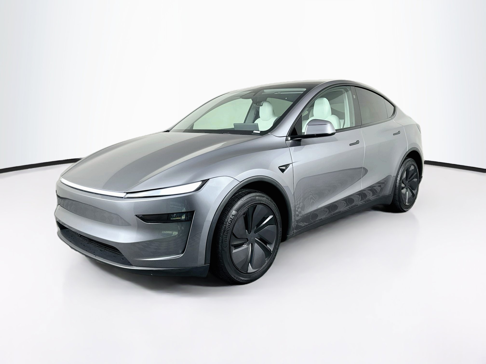 Used 2026 Tesla Model Y Long Range AWD/4WD image 3