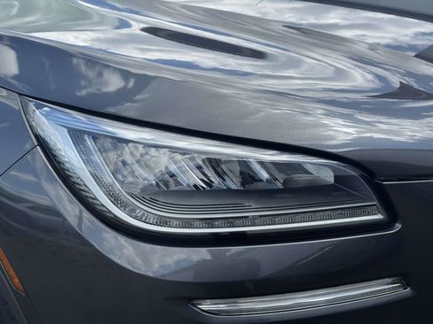 Used 2020 Lincoln Corsair AWD w/ Premium Package image 10