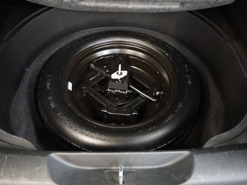 Used 2017 Jeep Cherokee Limited FWD image 11