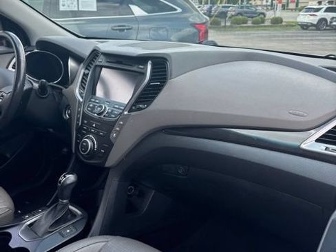 Used 2014 Hyundai Santa Fe Limited w/ Ultimate Package 07 FWD image 10