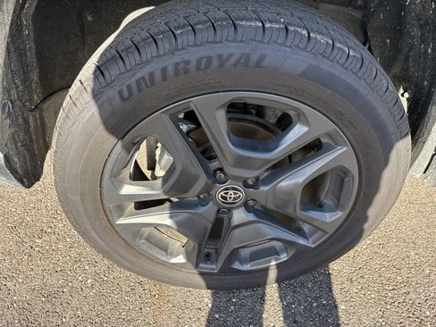 Used 2023 Toyota RAV4 Adventure image 13