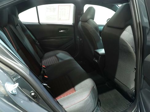 Used 2025 Toyota Corolla SE w/ SE Premium Package FWD image 15