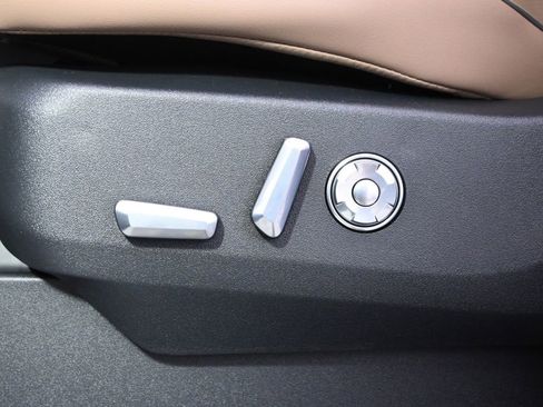 New 2026 Lincoln Navigator L Black Label AWD/4WD image 14