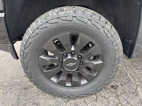 Used 2022 Chevrolet Silverado 2500 Custom w/ Custom Convenience Package image 21