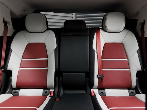 New 2026 Porsche Cayenne S image 27