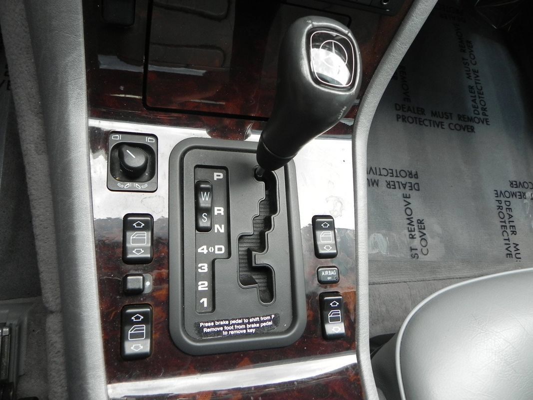 Used 1999 Mercedes-Benz S 420 image 12