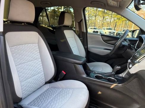 Used 2020 Chevrolet Equinox LS w/ LPO, Floor Liner Package image 27