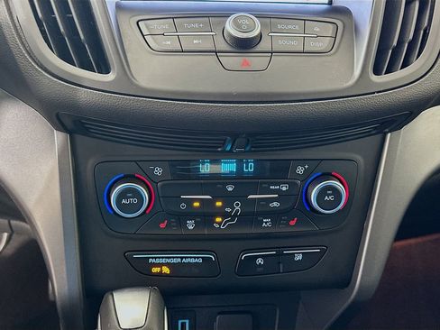 Used 2018 Ford Escape SEL image 15