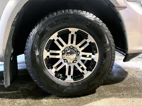 Used 2019 RAM 1500 Express image 9