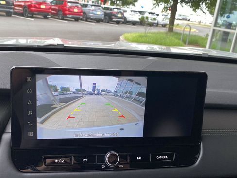 New 2026 Mitsubishi Outlander LE AWD/4WD image 24