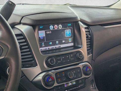 Used 2015 Chevrolet Suburban LT w/ Luxury Package image 14