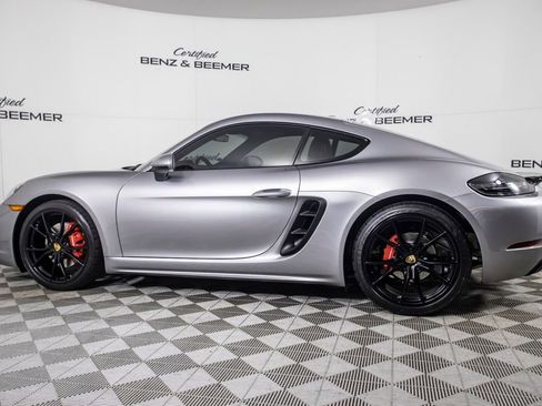 Used 2018 Porsche 718 Cayman image 13