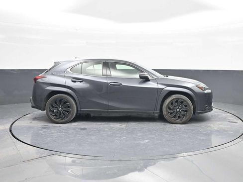 Used 2024 Lexus UX 250h AWD w/ Premium Package image 9