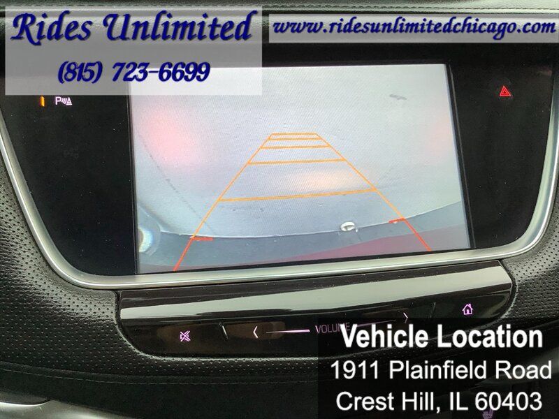 Used 2017 Cadillac XT5 Luxury w/ Driver Awareness Package AWD/4WD image 10