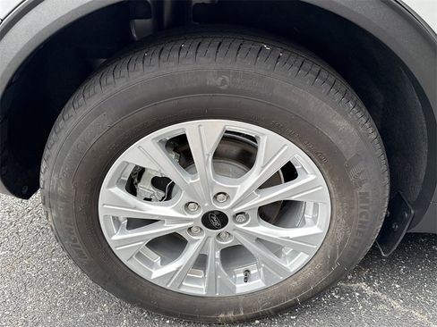 Used 2023 Ford Escape Active image 18