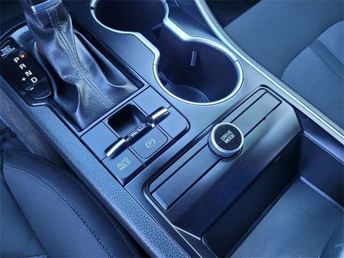 Used 2022 Kia K5 LXS image 16