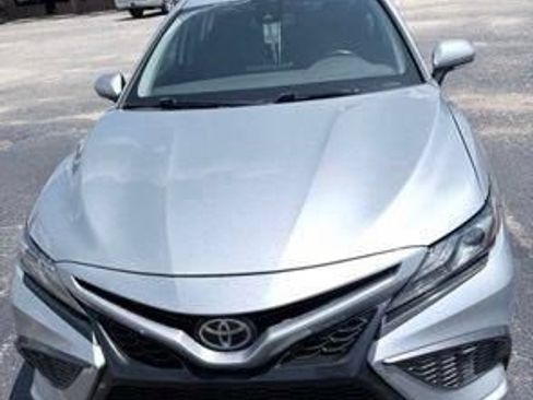 Used 2021 Toyota Camry XSE FWD image 1