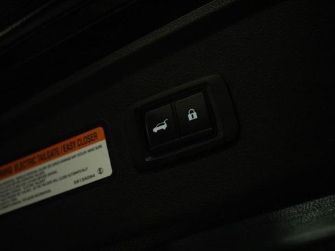 Used 2024 Mitsubishi Eclipse Cross SE image 8