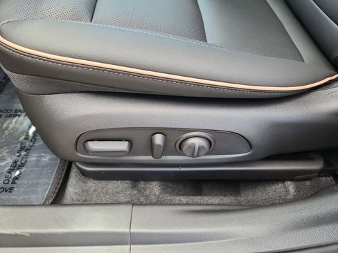 New 2026 Buick Envista Avenir FWD image 18