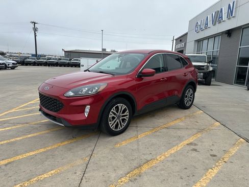 Used 2022 Ford Escape SEL AWD/4WD image 3