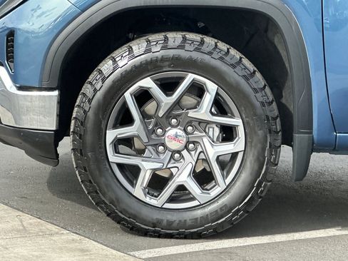 Used 2024 GMC Sierra 1500 SLT w/ SLT Premium Plus Package image 23