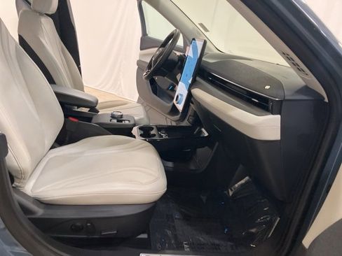 Used 2023 Ford Mustang Mach-E Premium image 25