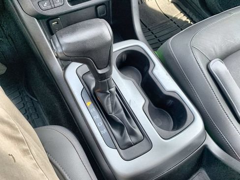 Used 2015 Chevrolet Colorado LT w/ Luxury Package AWD/4WD image 15