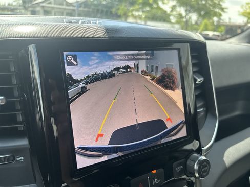 New 2026 RAM 1500 Express AWD/4WD image 23