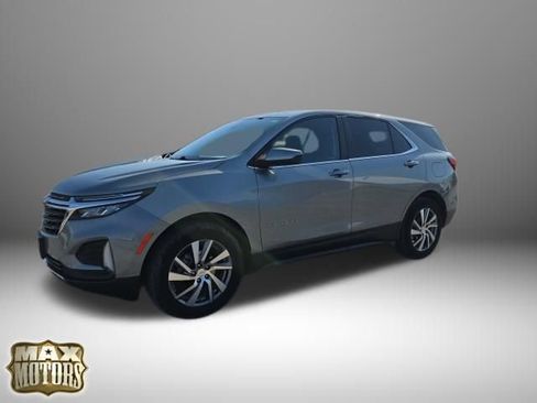 Used 2023 Chevrolet Equinox LT w/ LPO, Floor Liner Package image 4