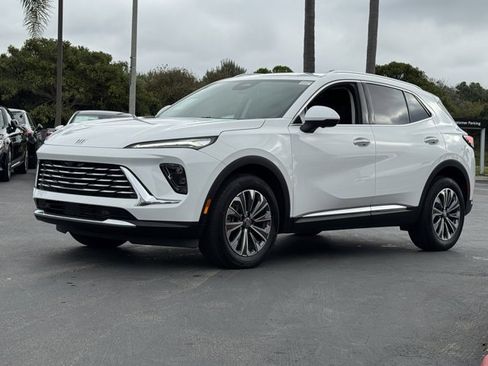 Used 2024 Buick Envision Preferred image 4