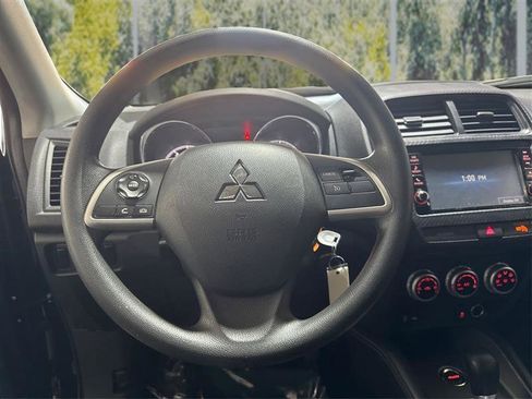 Used 2024 Mitsubishi Outlander Sport ES image 17