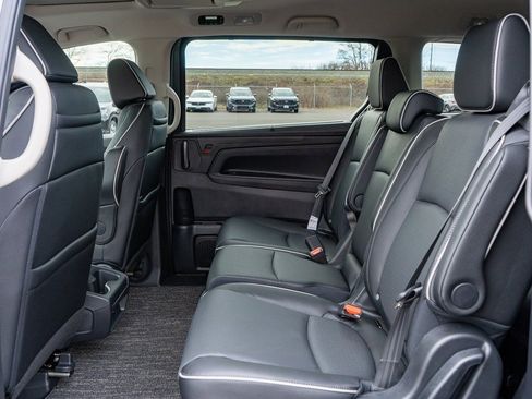 New 2026 Honda Odyssey Elite image 11