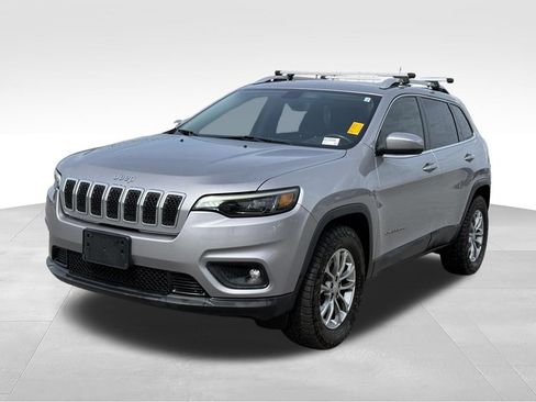 Used 2019 Jeep Cherokee Latitude Plus w/ Comfort/Convenience Group AWD/4WD image 1