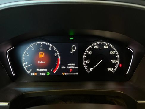 Used 2025 Honda Pilot Touring image 18