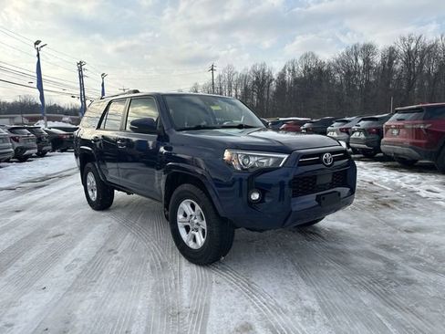 Used 2023 Toyota 4Runner SR5 Premium image 11