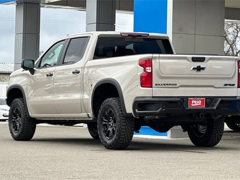 New 2026 Chevrolet Silverado 1500 ZR2 w/ Dark Appearance Package image 7