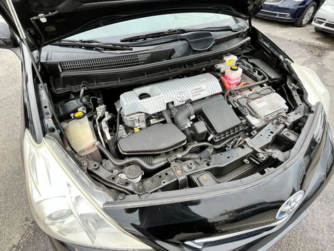 Used 2012 Toyota Prius V Three FWD image 37