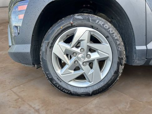 Used 2024 Hyundai Kona SE AWD/4WD image 14