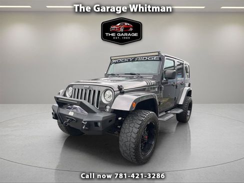 Used 2017 Jeep Wrangler Unlimited Sahara w/ Dual Top Group AWD/4WD image 1