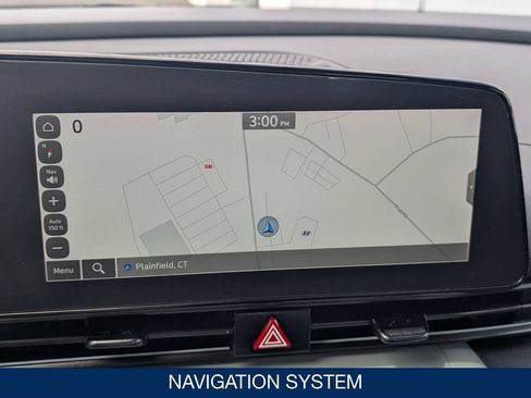 Certified 2025 Hyundai Elantra Limited FWD image 24