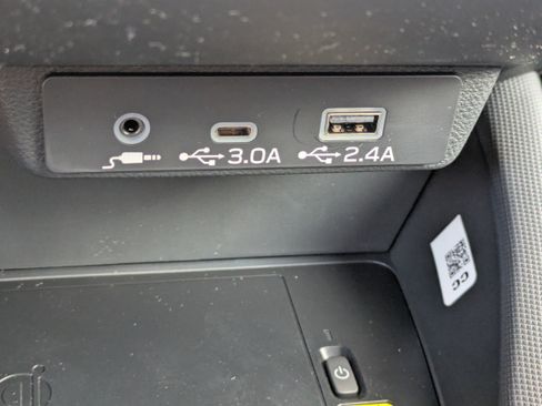 Used 2026 Subaru Forester Touring AWD/4WD image 23