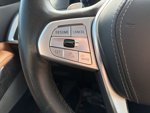 Used 2023 BMW X7 xDrive40i image 19